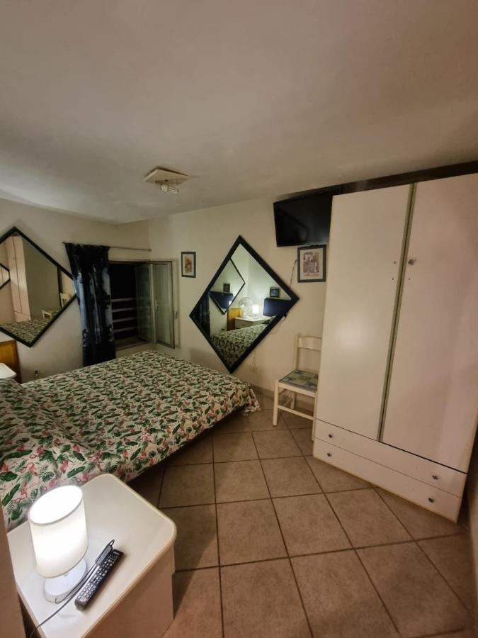 Apartamento Abbronzatissima Capo dʼOrlando Exterior foto